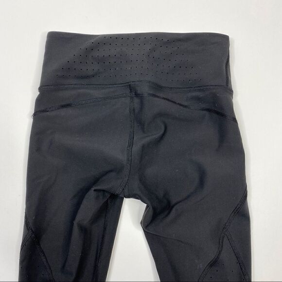 Athleta Tights Stealth Trucool Capris Perforated - Picture 4 of 7